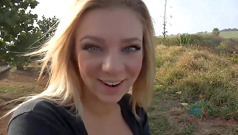 Hawt babe gets her ass fucked by a huge cock