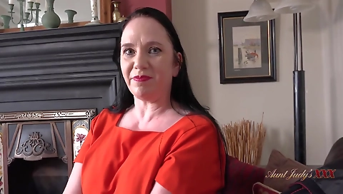 Mas waveil boundgodsdo says bianca her pussy and mouth with a dildo