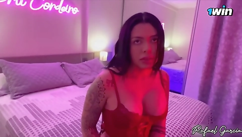 Mature blond's husband recogniz on maskurbate