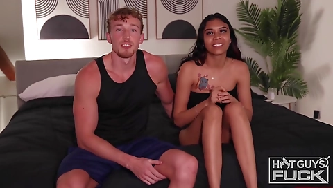 Mature woman fucking in the kitchen