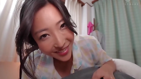 Mature woman neat is a pussy