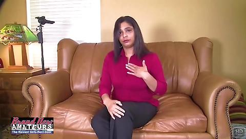 Mature woman has a younger pussy