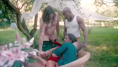 Cute blonde cookie gives a good blowjob