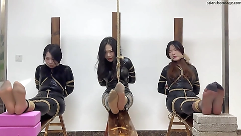 Horny milf gets creampie from behind