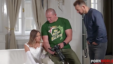 Married guy with a hot ass & anal